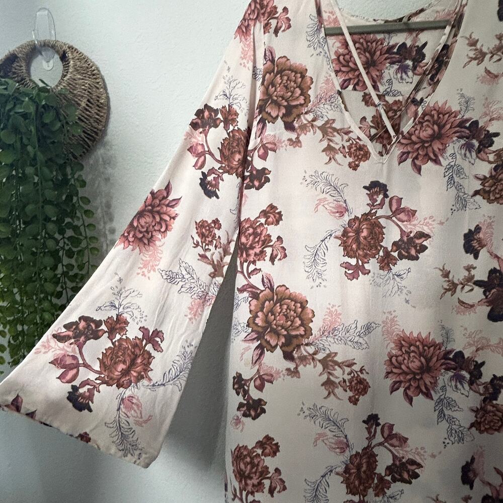 Free People Heart Beat Printed V-Neck Tunic Cream Blush Wine Colorway Size Small - Picture 10 of 13